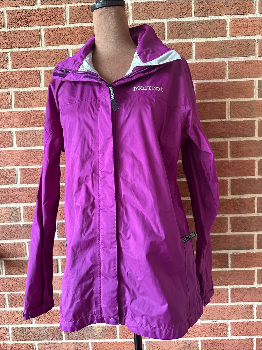Marmot Purple Women's Mid-Length Rain Windbreaker Coat Full Zip Jacket, Size M